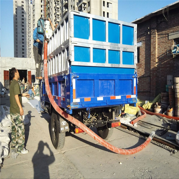 東北收糧小鋼炮，車載吸糧機